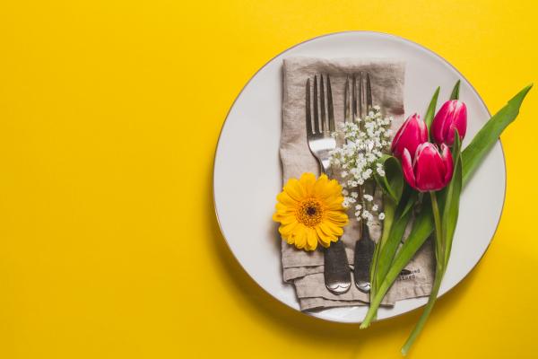 yellow background with plate floral decoration